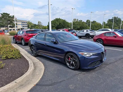 2017 Alfa Romeo Giulia Ti Sport Sedan 4D