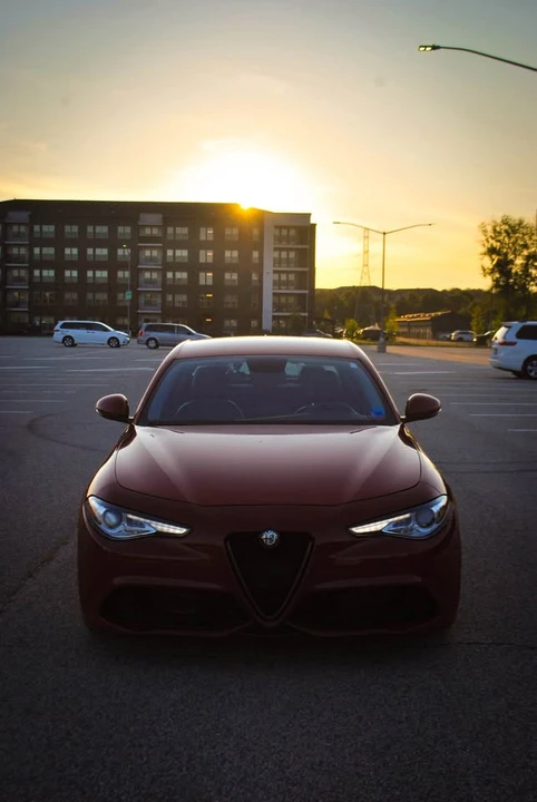 2017 Alfa Romeo Giulia - Image 4 of 4