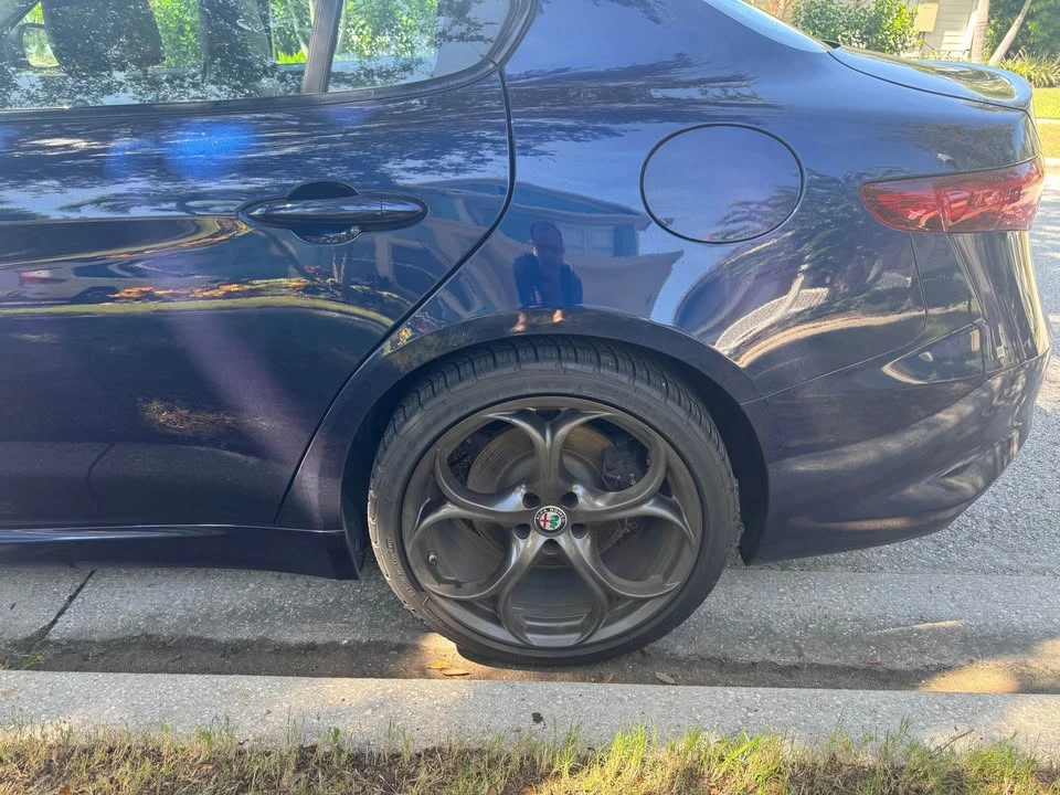 2017 Alfa Romeo Giulia - Image 6 of 20