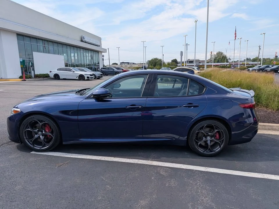 2017 Alfa Romeo Giulia - Image 4 of 9