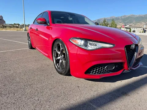 2017 Alfa Romeo Giulia Ti Sport Sedan 4D