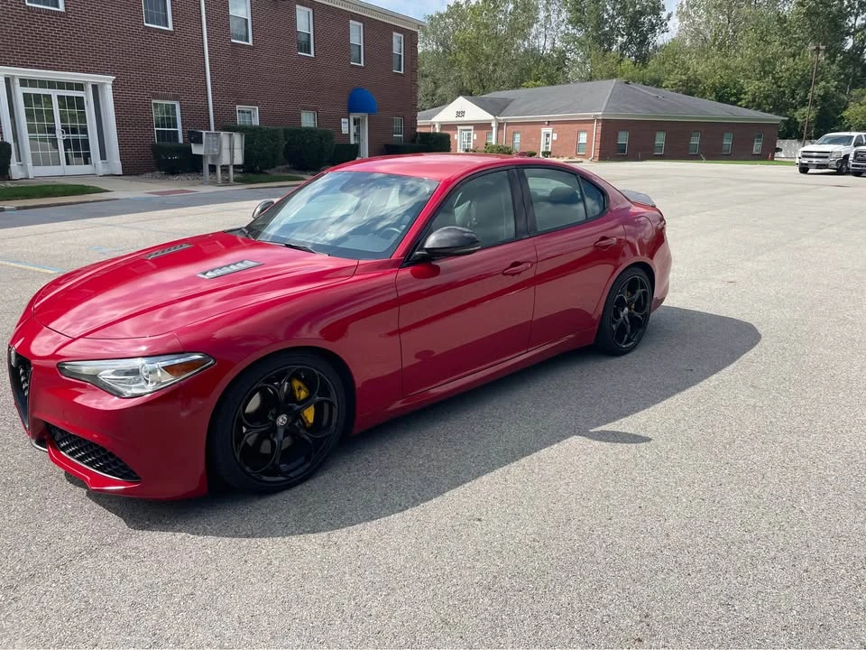 2017 Alfa Romeo Giulia - Image 3 of 15