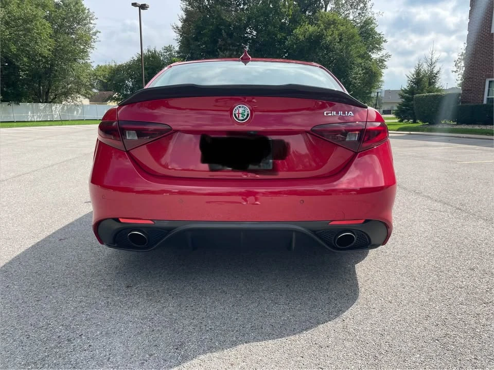 2017 Alfa Romeo Giulia - Image 8 of 15