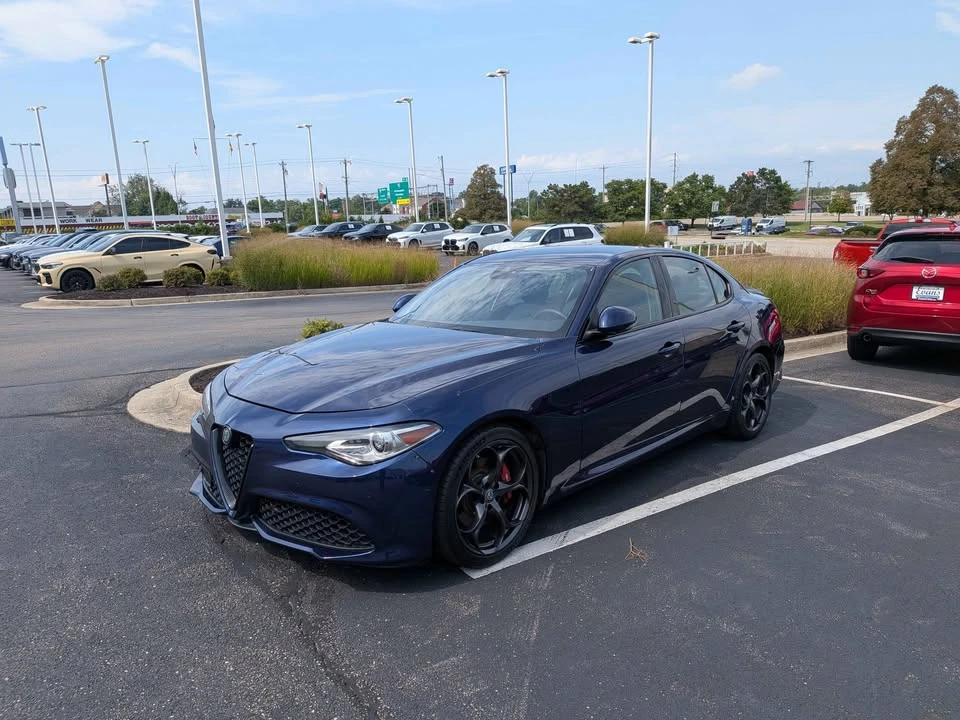 2017 Alfa Romeo Giulia - Image 3 of 9