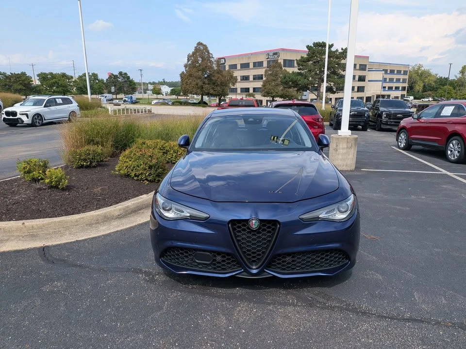 2017 Alfa Romeo Giulia - Image 2 of 9