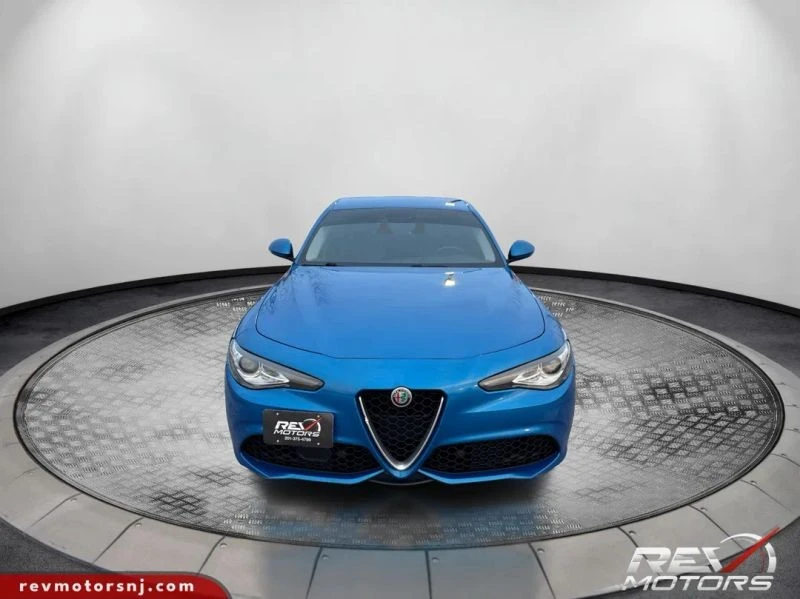 2017 Alfa Romeo Giulia - Image 8 of 12