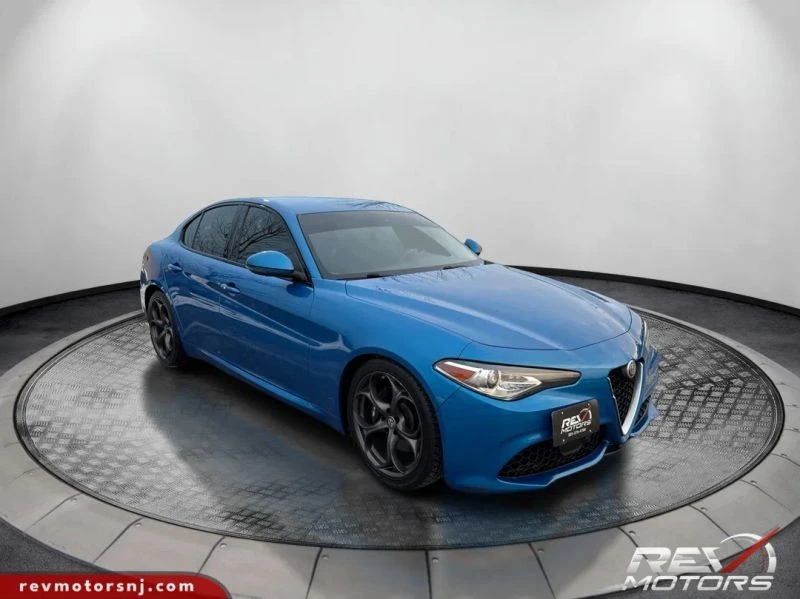 2017 Alfa Romeo Giulia - Image 7 of 12