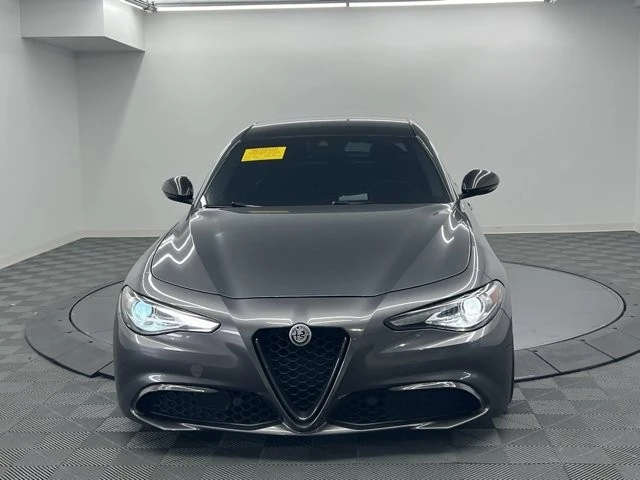 2017 Alfa Romeo Giulia - Image 5 of 10