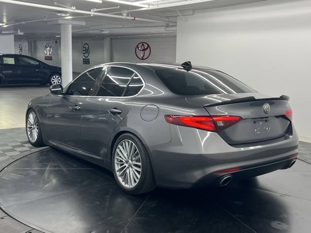 2017 Alfa Romeo Giulia - Image 4 of 10