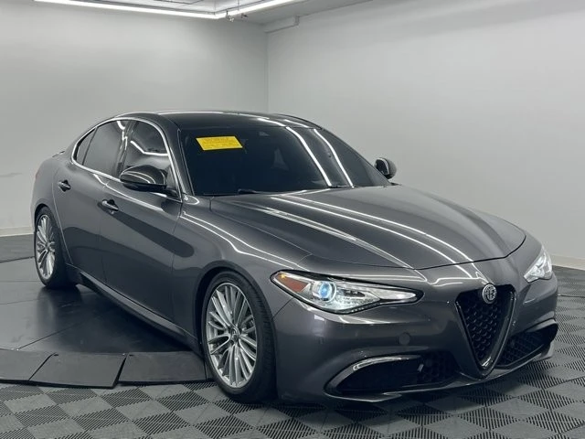 2017 Alfa Romeo Giulia - Image 2 of 10