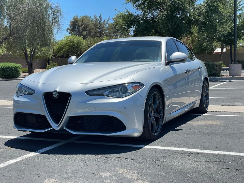2017 Alfa Romeo Giulia - Image 6 of 31