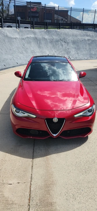 2017 Alfa Romeo Giulia - Image 9 of 21