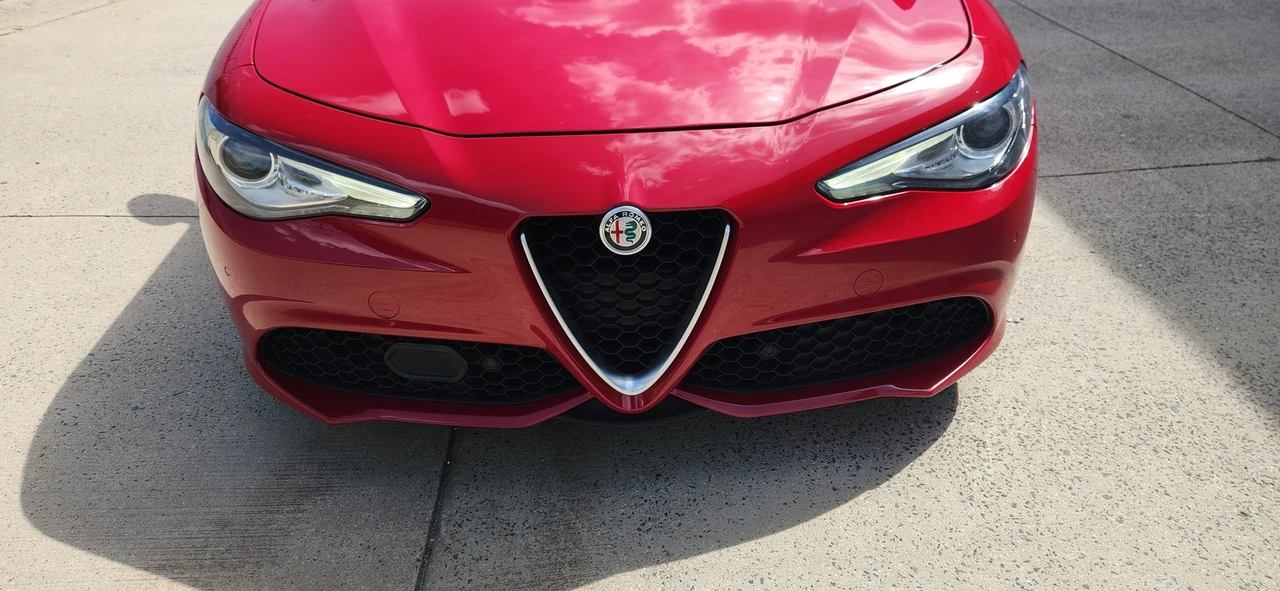 2017 Alfa Romeo Giulia - Image 18 of 21