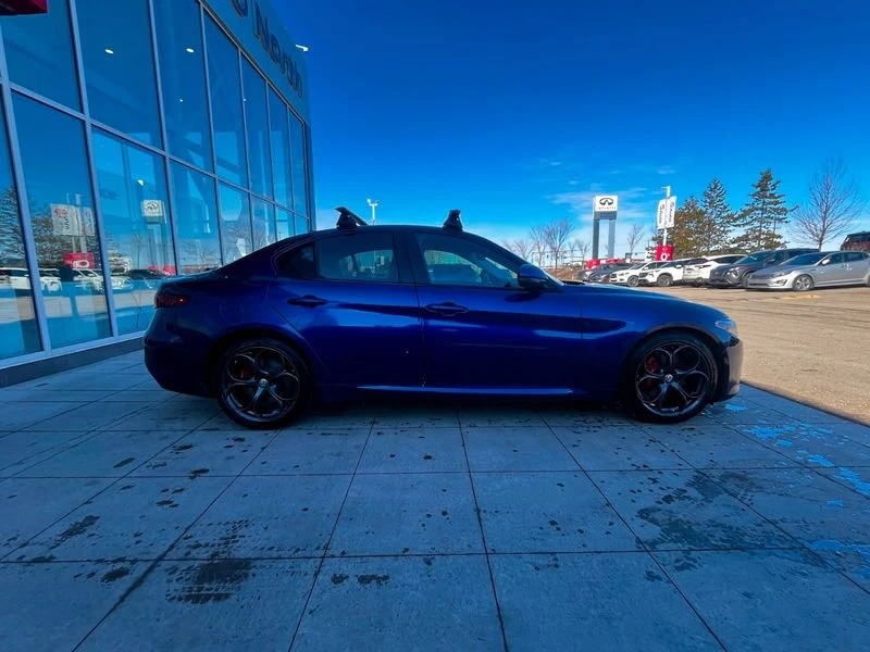 2017 Alfa Romeo Giulia - Image 4 of 9