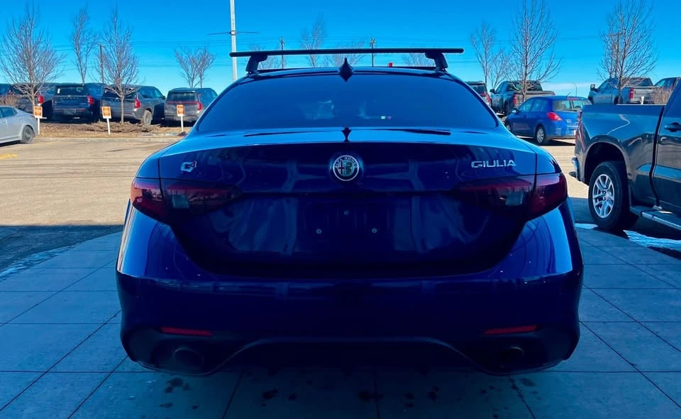2017 Alfa Romeo Giulia - Image 6 of 9
