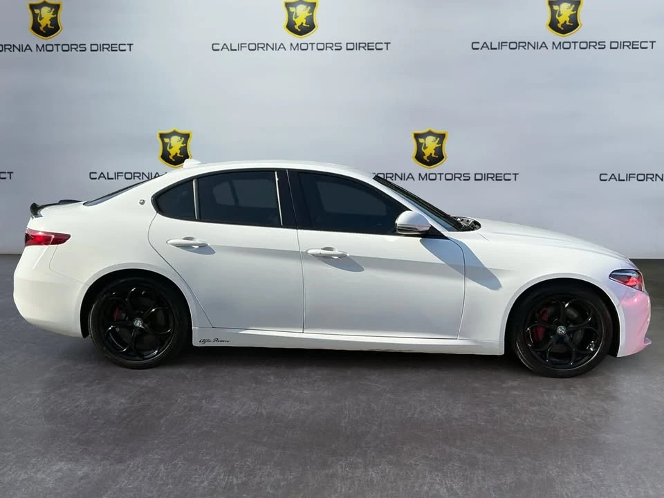 2017 Alfa Romeo Giulia - Image 4 of 20