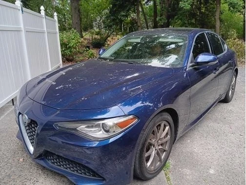 2017 Alfa Romeo Giulia - Image 2 of 18