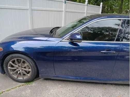2017 Alfa Romeo Giulia - Image 5 of 18