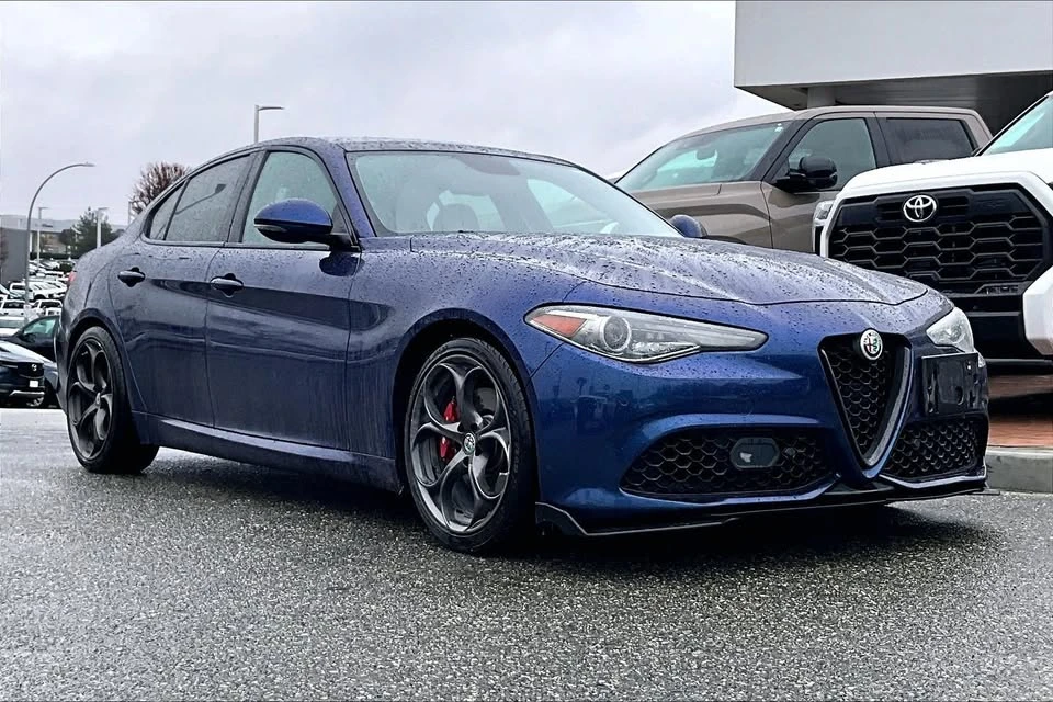 2017 Alfa Romeo Giulia - Image 2 of 7