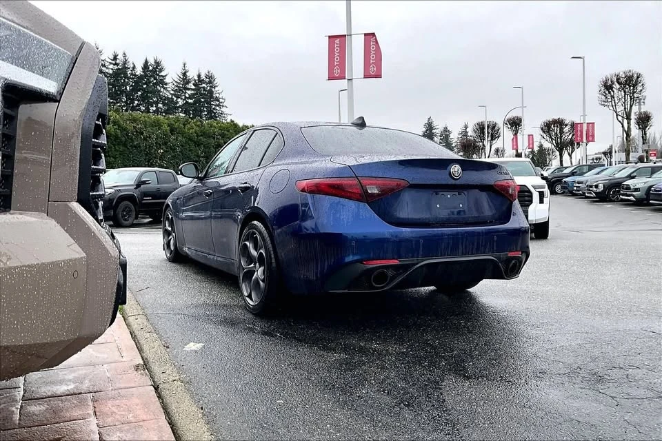 2017 Alfa Romeo Giulia - Image 6 of 7