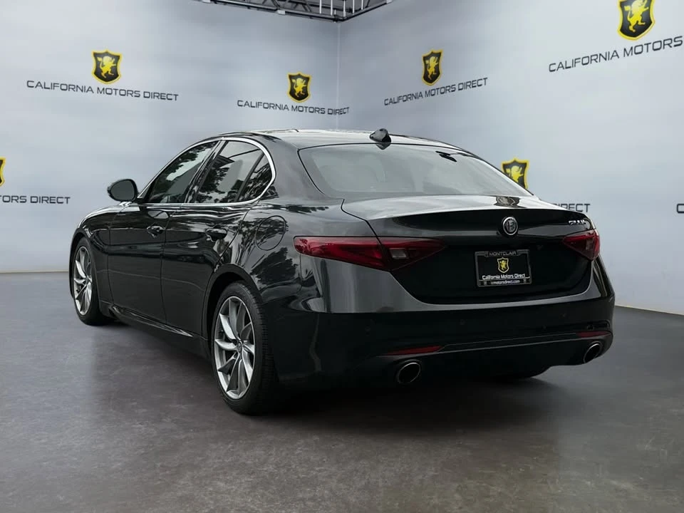 2017 Alfa Romeo Giulia - Image 3 of 20