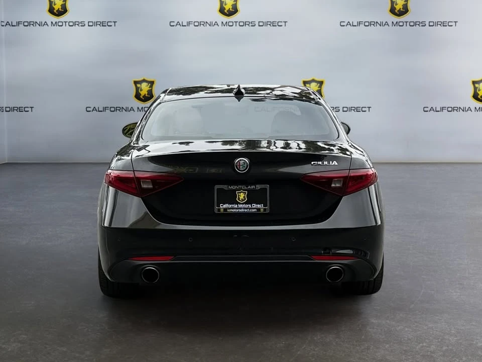 2017 Alfa Romeo Giulia - Image 4 of 20