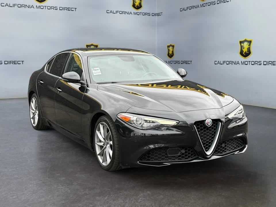 2017 Alfa Romeo Giulia - Image 7 of 20