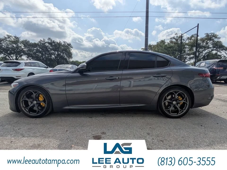 2017 Alfa Romeo Giulia - Image 6 of 20
