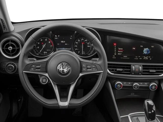 2017 Alfa Romeo Giulia - Image 7 of 16