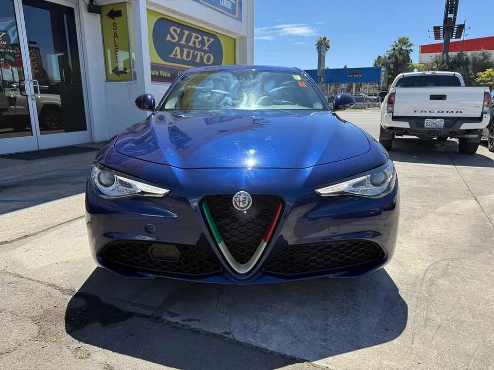 2017 Alfa Romeo Giulia - Image 8 of 20