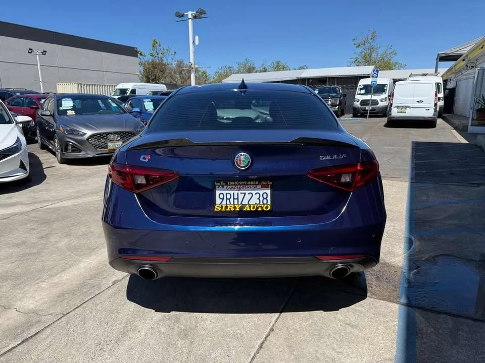 2017 Alfa Romeo Giulia - Image 4 of 20