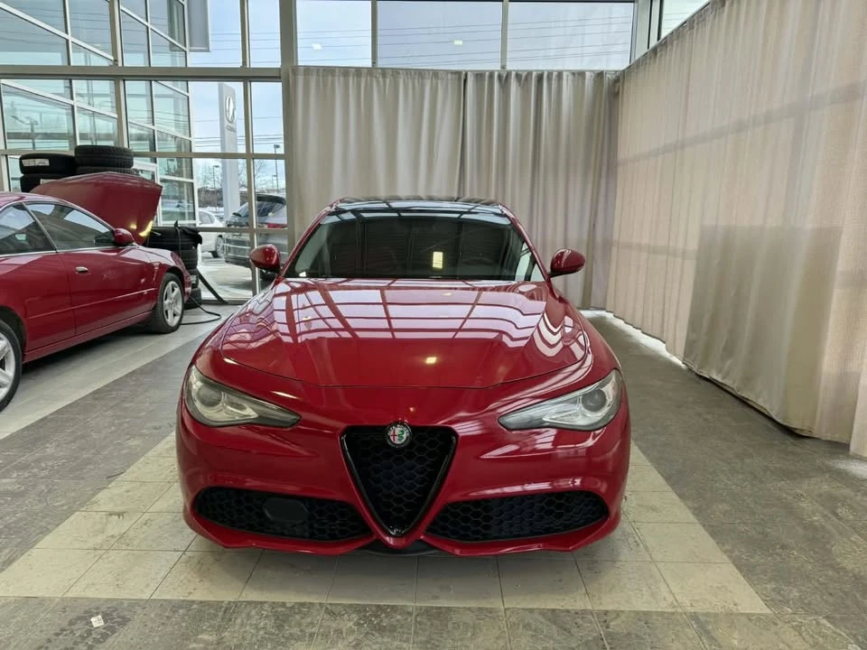 2017 Alfa Romeo Giulia - Image 8 of 10