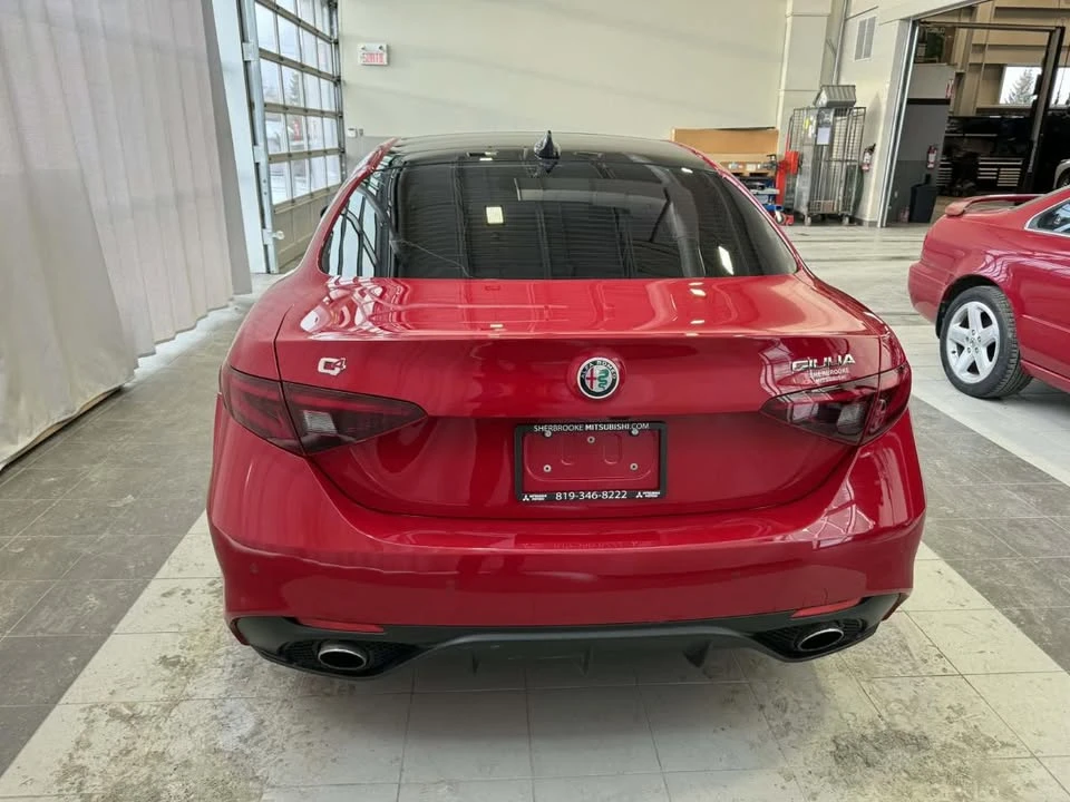 2017 Alfa Romeo Giulia - Image 4 of 10