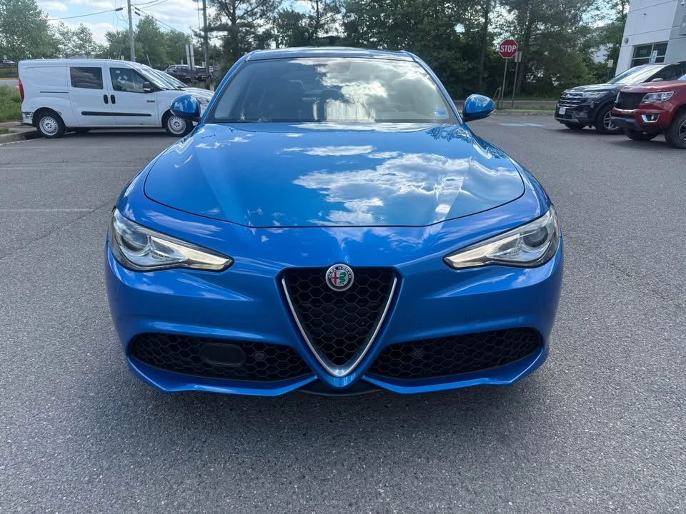 2017 Alfa Romeo Giulia - Image 7 of 19