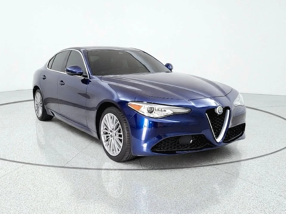 2017 Alfa Romeo Giulia - Image 2 of 20