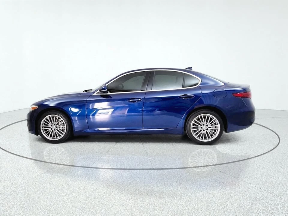 2017 Alfa Romeo Giulia - Image 7 of 20