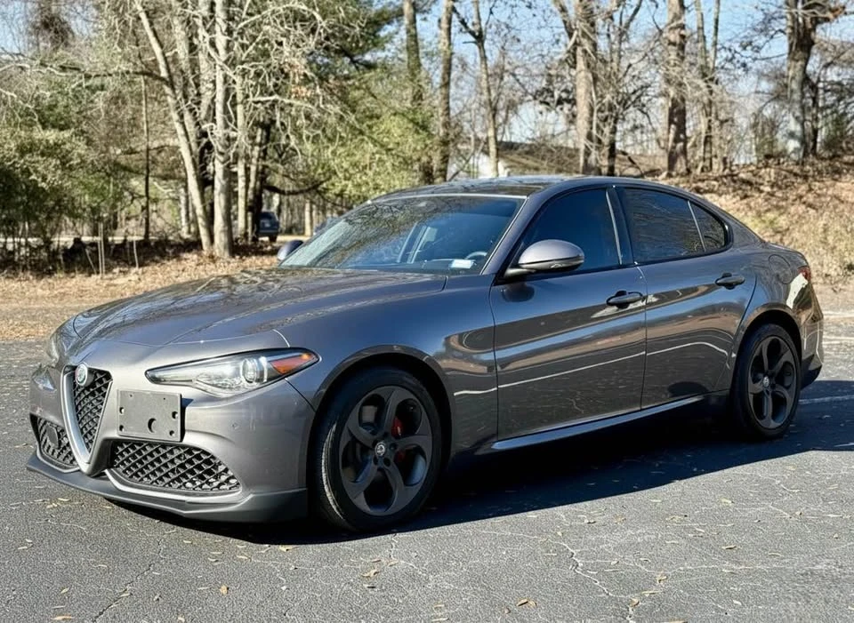 2017 Alfa Romeo Giulia - Image 3 of 20