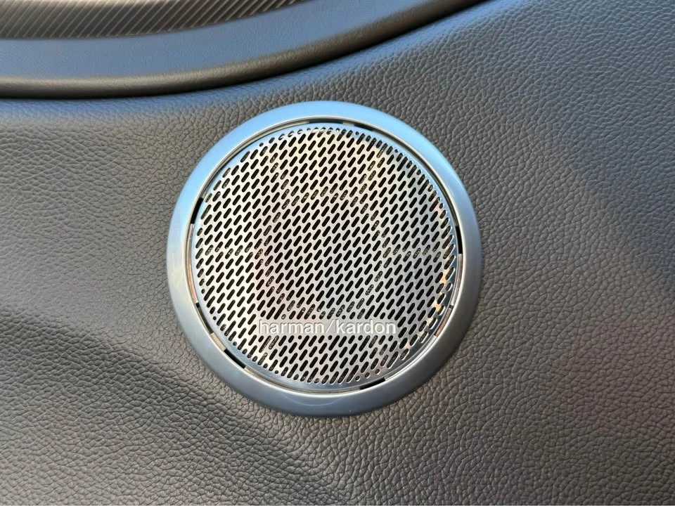 2017 Alfa Romeo Giulia - Image 9 of 20