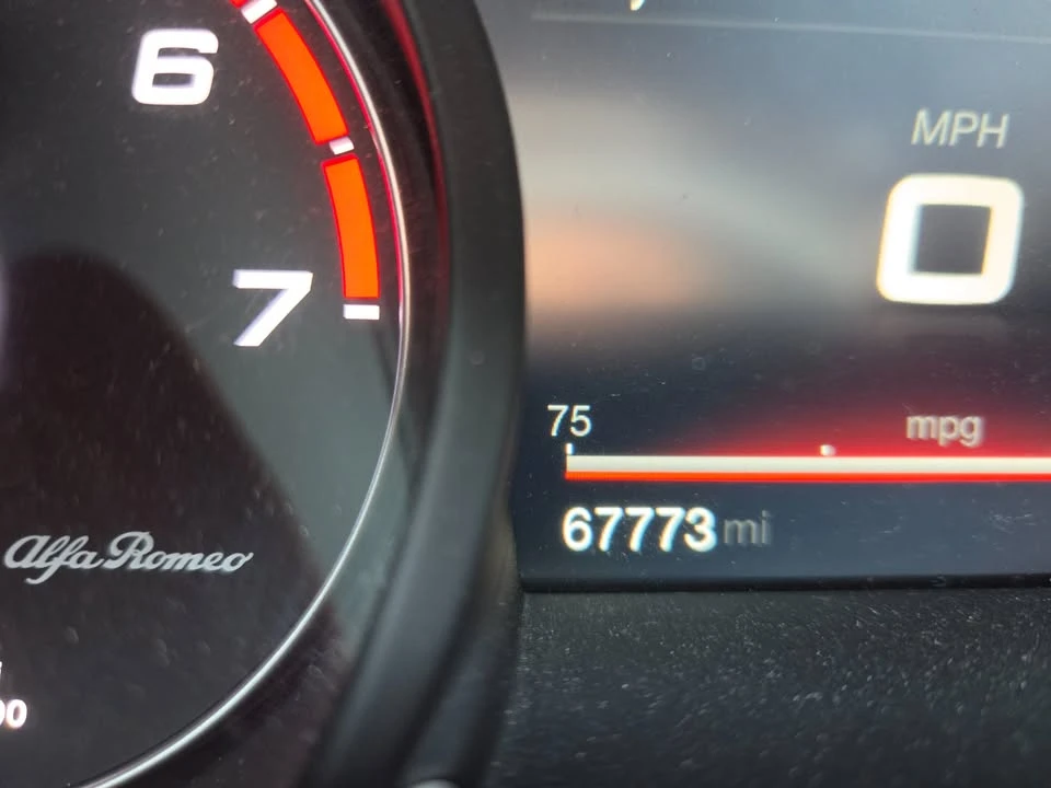 2017 Alfa Romeo Giulia - Image 12 of 12