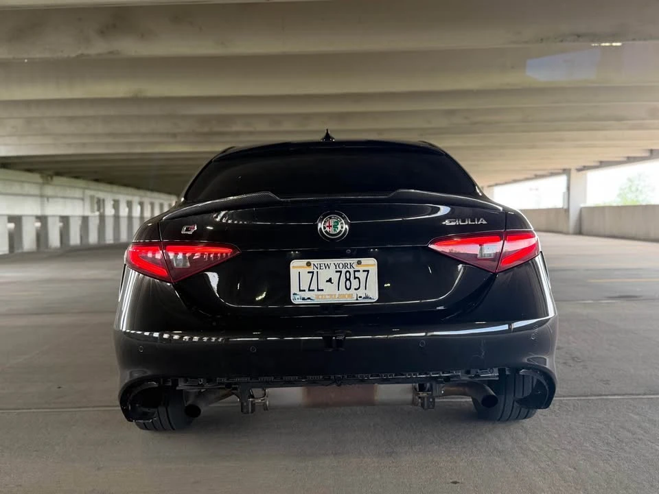 2017 Alfa Romeo Giulia - Image 12 of 12