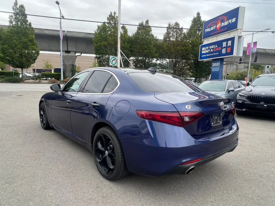 2017 Alfa Romeo Giulia - Image 3 of 20