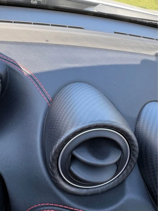 2017 Alfa Romeo Giulia - Image 16 of 20