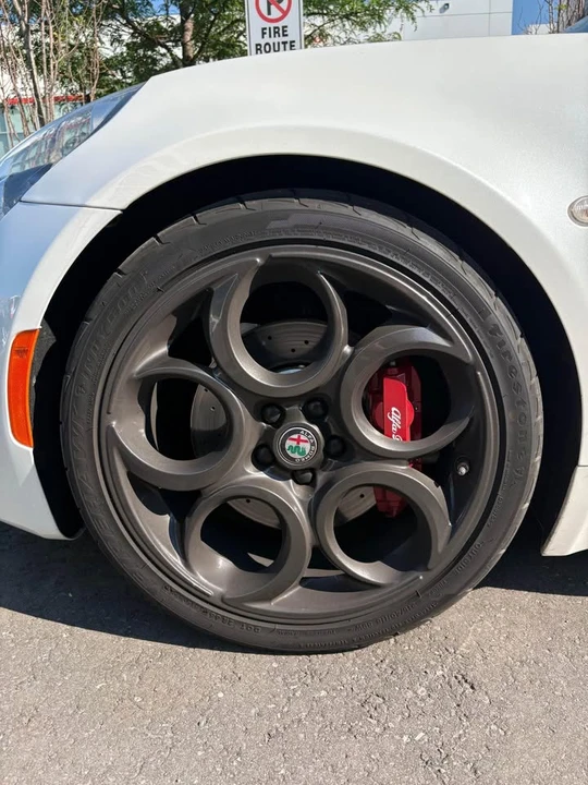 2017 Alfa Romeo Giulia - Image 6 of 20