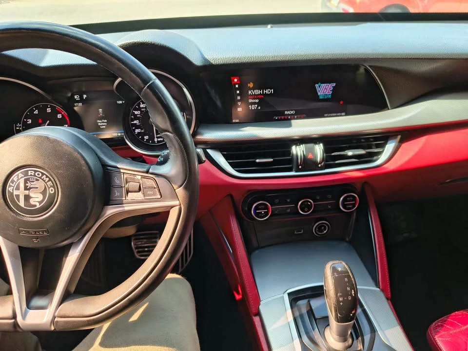 2017 Alfa Romeo Stelvio - Image 7 of 9