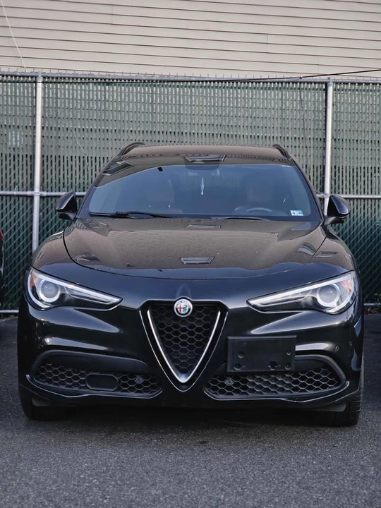2017 Alfa Romeo Stelvio - Image 2 of 8