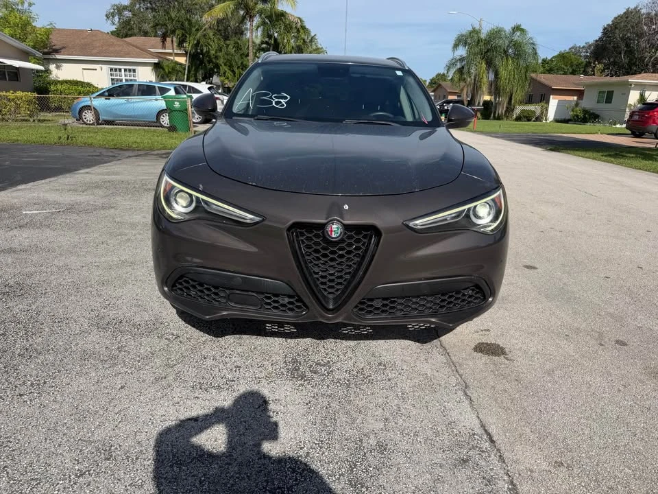 2017 Alfa Romeo Stelvio - Image 2 of 13