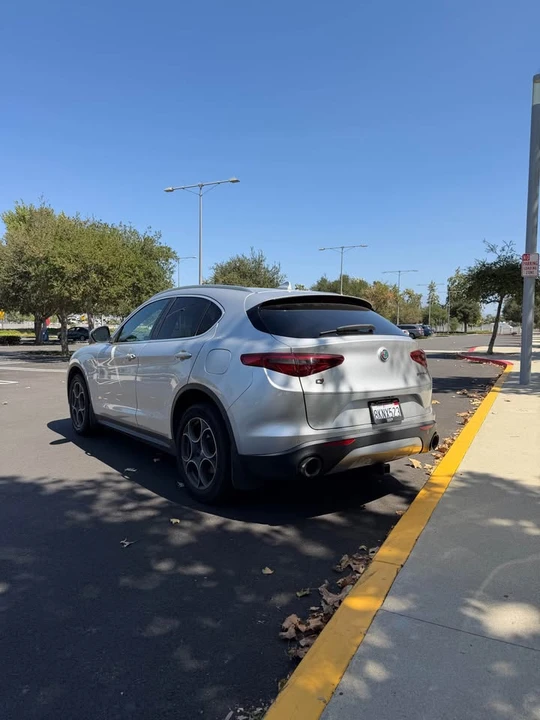 2017 Alfa Romeo Stelvio - Image 2 of 13