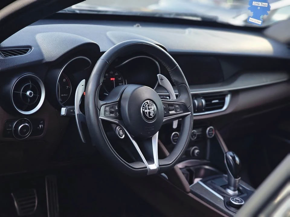 2017 Alfa Romeo Stelvio - Image 4 of 7