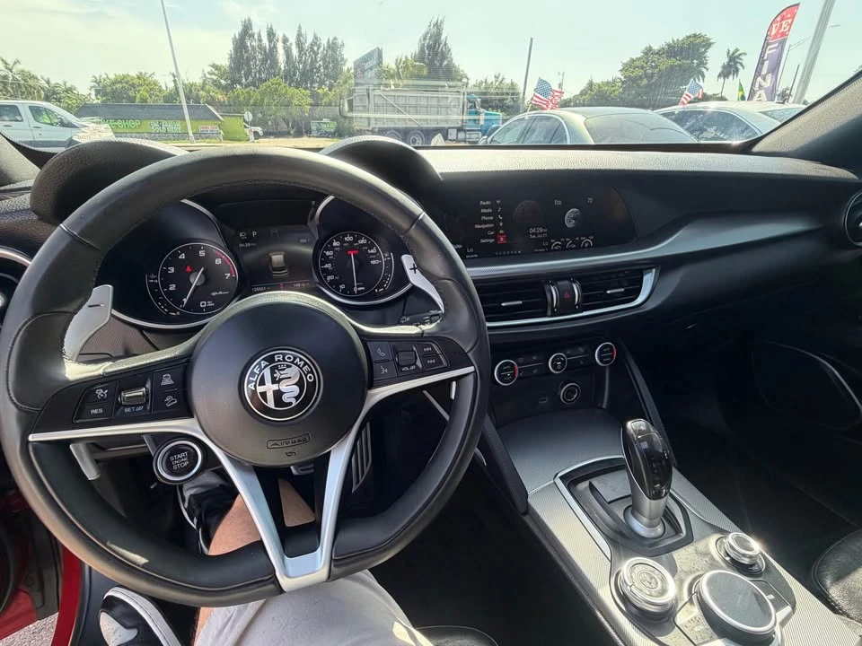 2017 Alfa Romeo Stelvio - Image 8 of 8