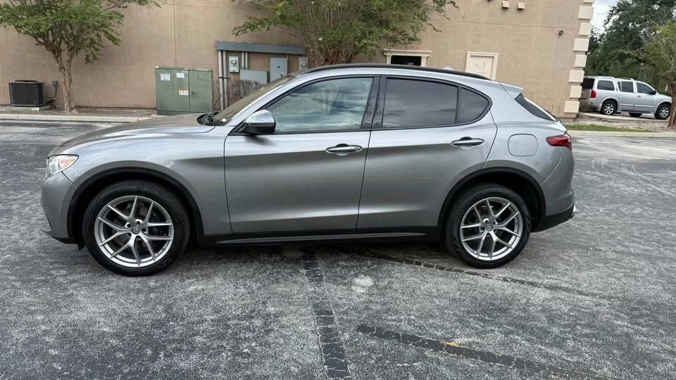 2017 Alfa Romeo Stelvio - Image 8 of 15